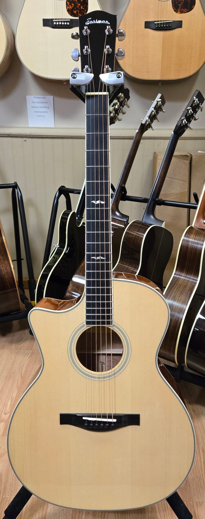 Eastman AC322CE Left Handed - Woodstock School of Music