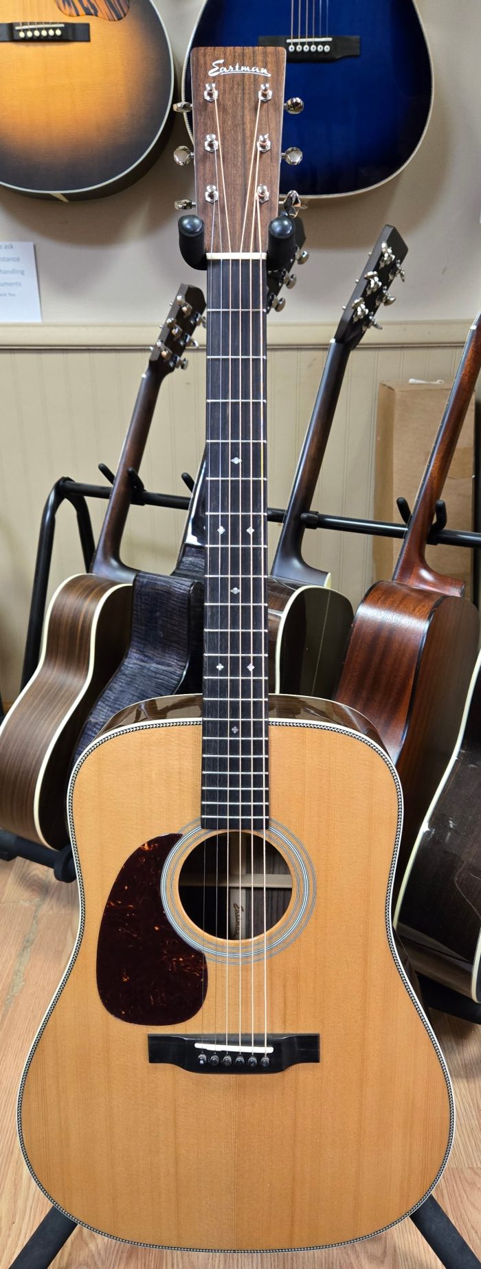 Eastman E8D-TC Left Handed - Woodstock School of Music