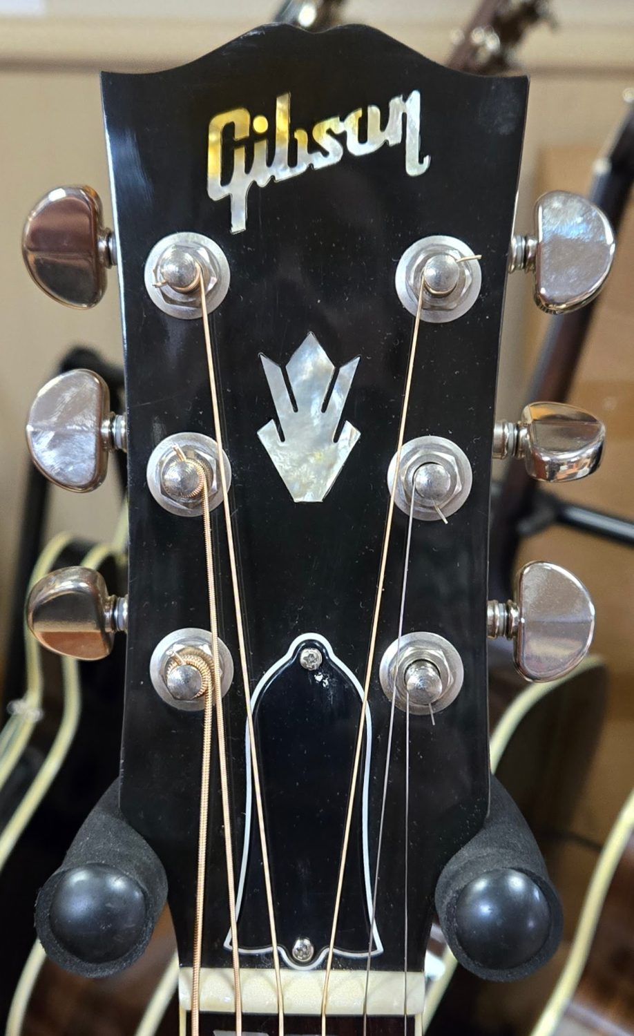 2014 Gibson Hummingbird Heritage Cherry Sunburst - Image 5